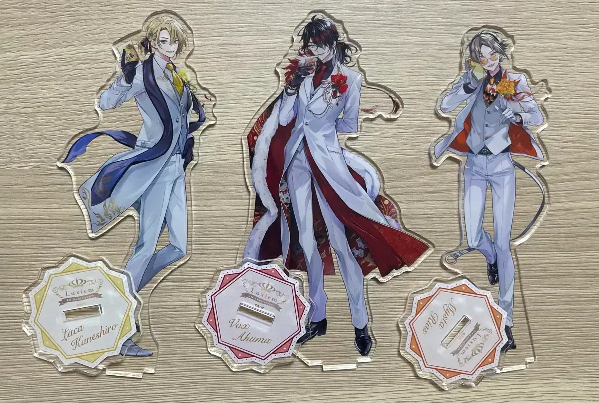 ルカカネシロ グッズ アクリルスタンド 缶バッジ 誕生日 アクキー セット